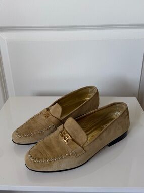 Vintage Escada Suede Loafers 6.5B Tan Gold Logo Made in Italy